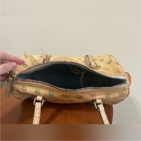 Dooney & Bourke
Cream Tan Shoulder
Bag Leather Trim Coated
Monogram Rainbow - Picture 6 of 10